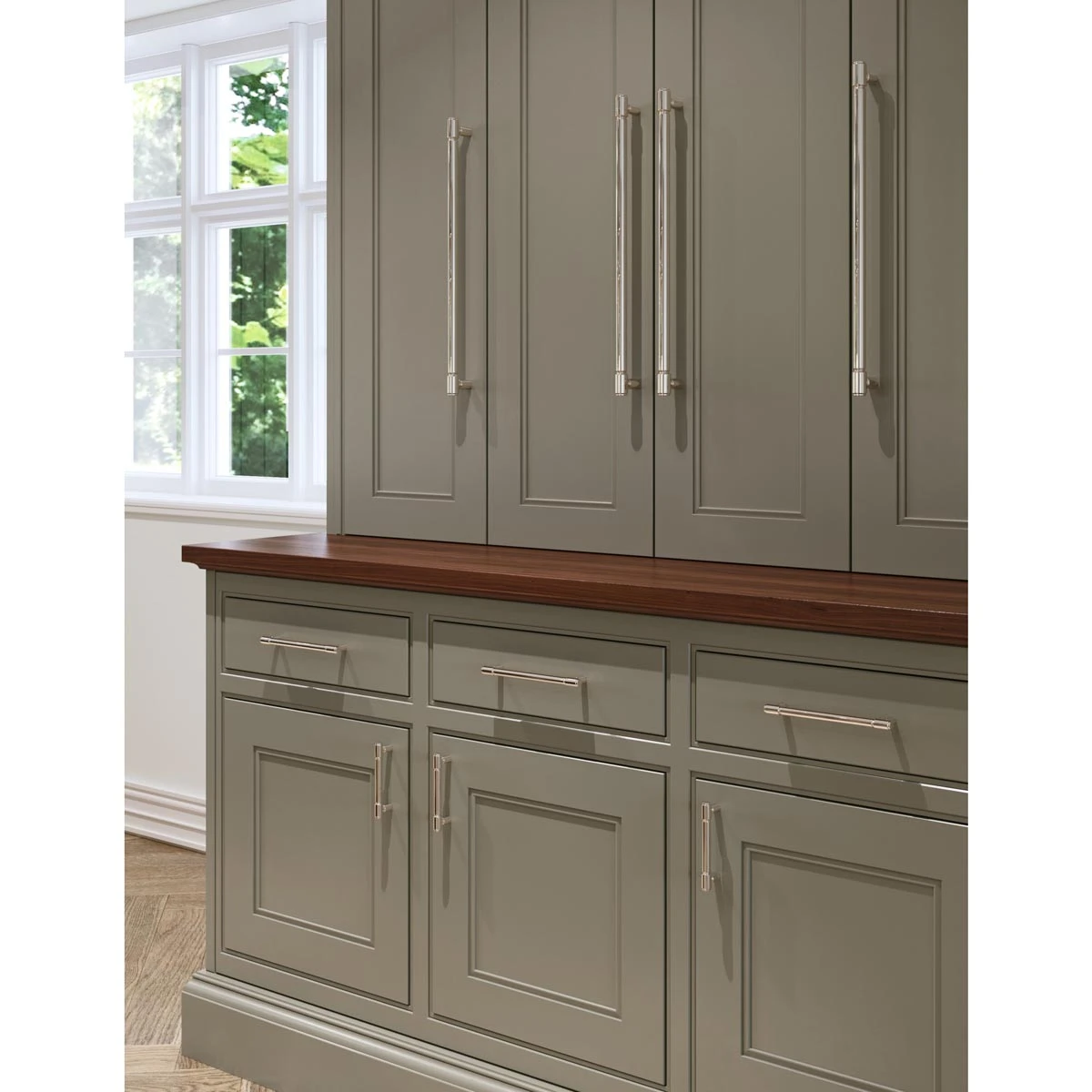 Top Knobs Regent's Park 5-1/16" (129mm) Center-to-Center Clarence Cabinet Pull (Polished Nickel) 4 Top Knobs Regent's Park 5-1/16" (129mm) Center-to-Center Clarence Cabinet Pull (Polished Nickel) - Image 4